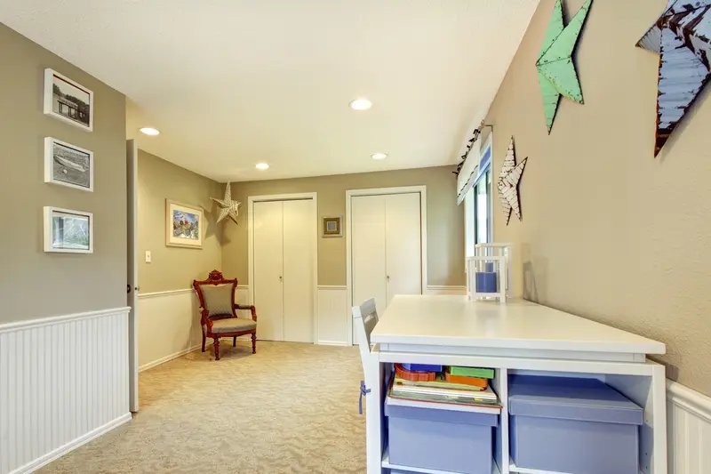Guide To Building Your Dream Basement Craft Room